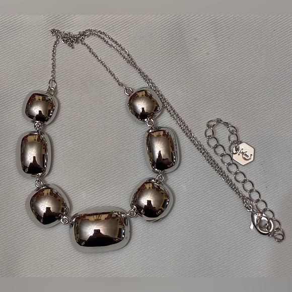 TOUCHSTONE CRYSTAL
By SWAROVSKI RIVA NECKLACE - Picture 4 of 4